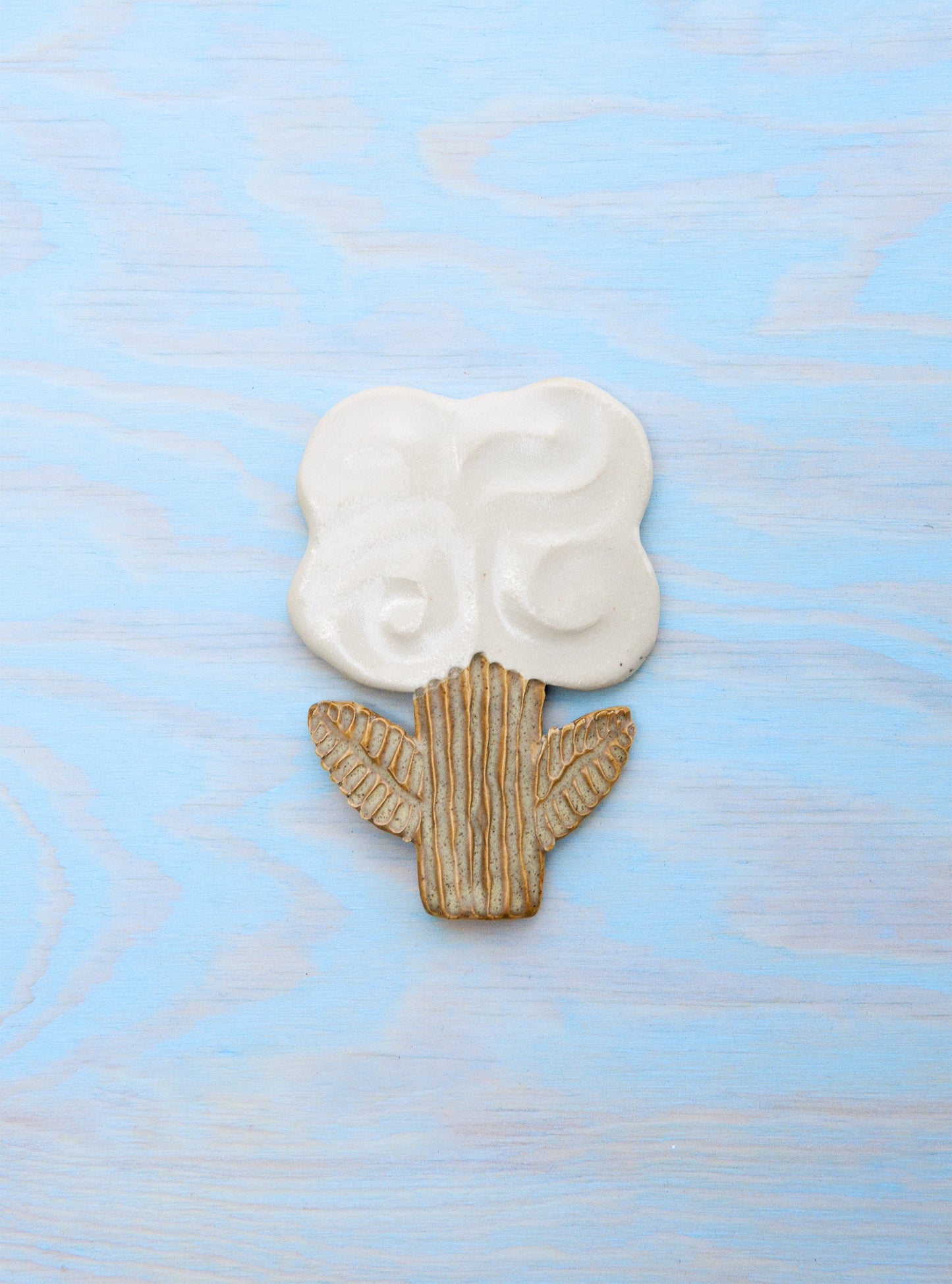 Small Flower White & Beige