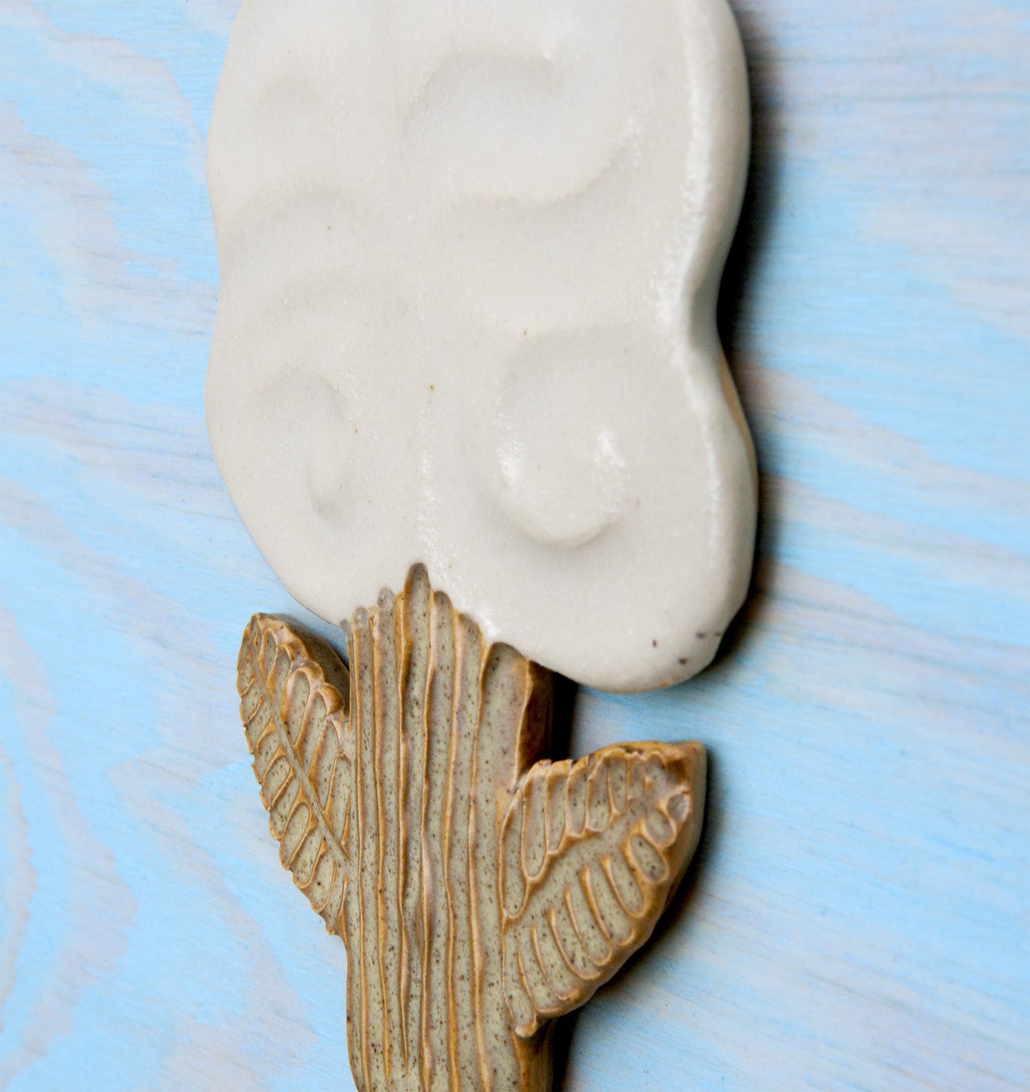 Small Flower White & Beige