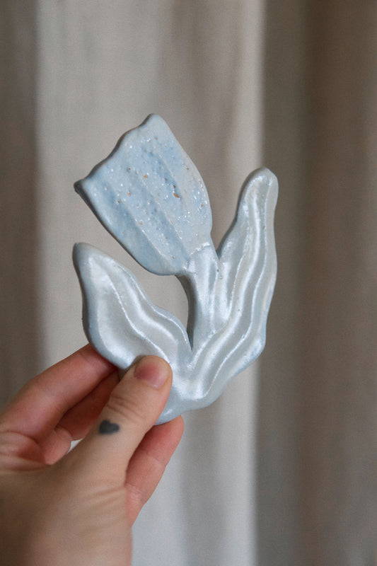 Small Tulip Baby Blue