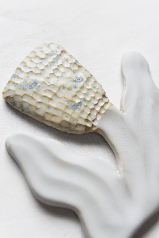 Small Tulip White Blue Speckled