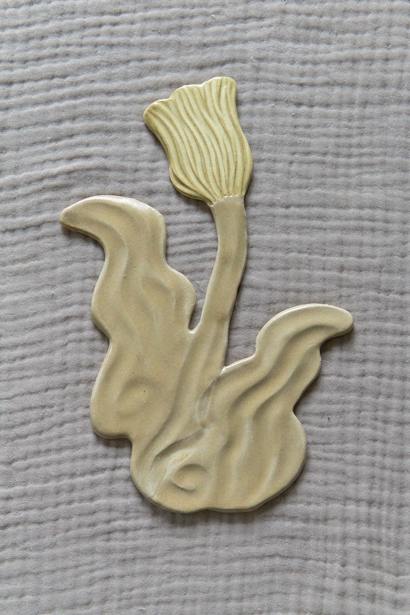 Large Tulip Yellow Stone