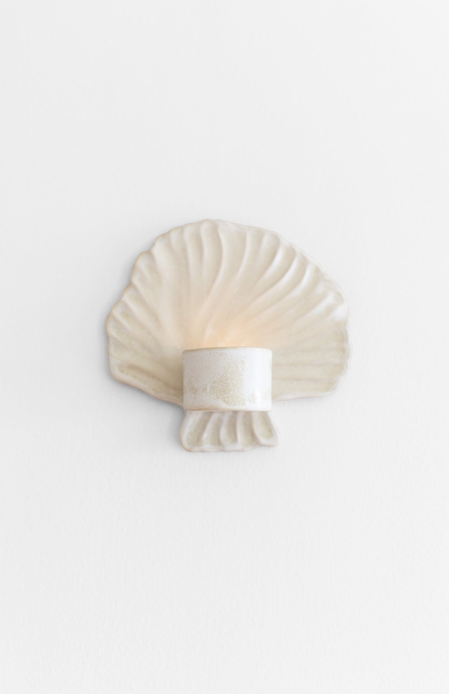 Shell Candle Holder White Frost