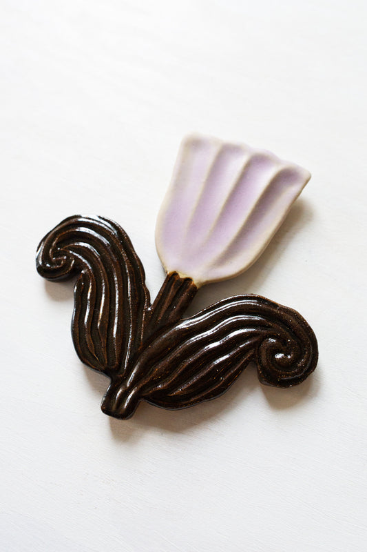 Small Tulip Brown Lilac