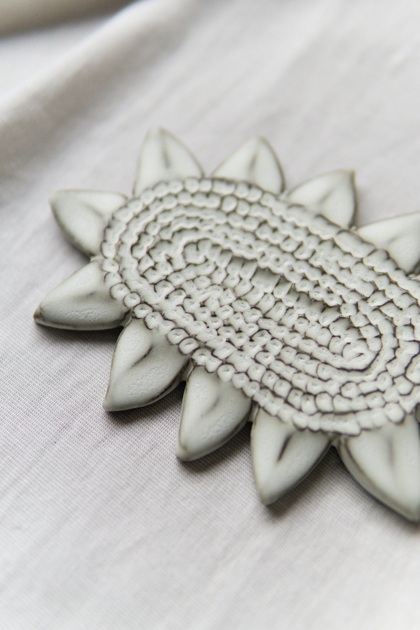 Sunflower White
